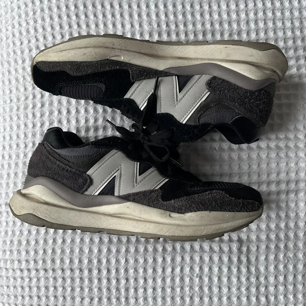 Mens New Balance 57/40 'Black Moonbeam' Sneaker - Picture 5 of 8